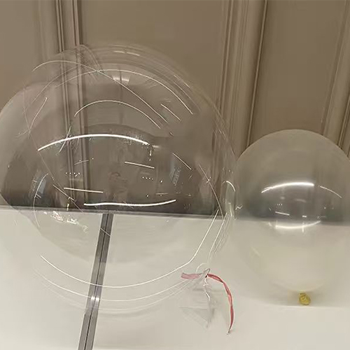 Latex léggömbök vs Bobo léggömbök: melyik a jobb