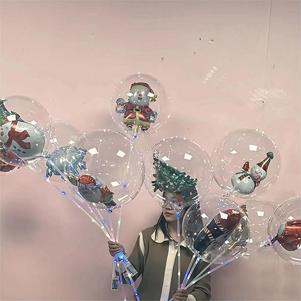 Karácsonyi témájú bobo léggömb